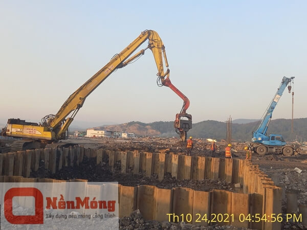 Đóng nhổ cừ thi công bể xử lý nước thải tại Quảng Yên - Quảng Ninh